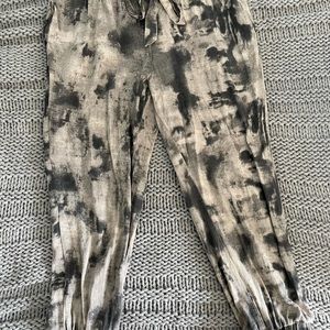 Easel tie dye pants